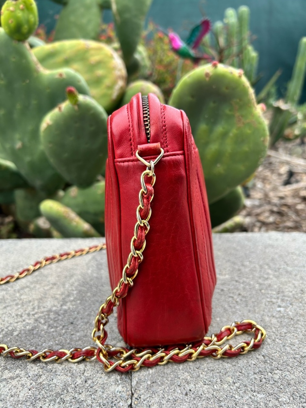 CHANEL Red Quilted Camera Bag with Tassel and 24 Kt Gold Chain - Picture 4 of 11